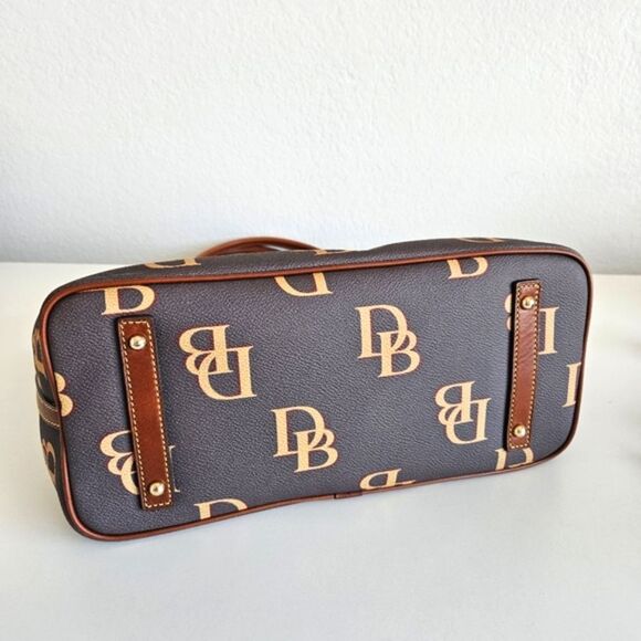 NWT Dooney & Bourke | DB Logo Monogram Large Tote - Picture 4 of 6